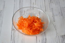 Рыбный суп из консервов горбуши с картошкой - шаг 4 Рыбный суп из консервов горбуши с картошкой - шаг 4