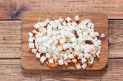 Суп-пюре с гренками в блендере - шаг 2 Суп-пюре с гренками в блендере - шаг 2