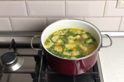 Суп с клецками на курином бульоне - шаг 15 Суп с клецками на курином бульоне - шаг 15