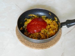 Суп солянка с оливками и колбасой - шаг 8 Суп солянка с оливками и колбасой - шаг 8