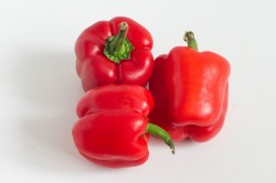 Сушеный болгарский перец на зиму - шаг 1 Сушеный болгарский перец на зиму - шаг 1