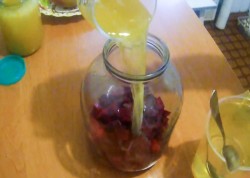 Свекольная закваска для кваса - шаг 2 Свекольная закваска для кваса - шаг 2