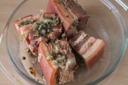 Свинина в луковой шелухе - шаг 7