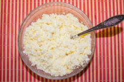 Сырники классические творожные жареные - шаг 5