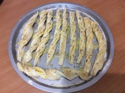 Сырные палочки из слоеного теста - шаг 9