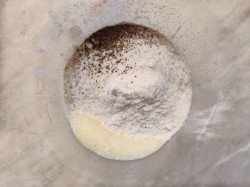 Сырные вафли в вафельнице - шаг 4