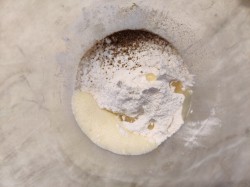 Сырные вафли в вафельнице - шаг 5