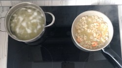 Сырный суп с креветками - шаг 5