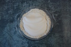 Тесто для чебуреков хрустящих на минералке - шаг 3 Тесто для чебуреков хрустящих на минералке - шаг 3