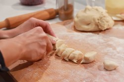 Тесто для вареников с вишней заварное - шаг 9 Тесто для вареников с вишней заварное - шаг 9