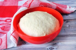 Тесто дрожжевое на кефире как пух - шаг 5 Тесто дрожжевое на кефире как пух - шаг 5