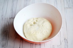 Тесто на живых дрожжах - шаг 5 Тесто на живых дрожжах - шаг 5