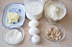 Тесто на сырых дрожжах - шаг 1 Тесто на сырых дрожжах - шаг 1