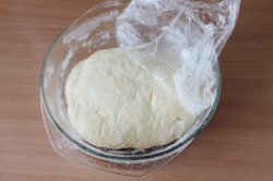 Тесто с крахмалом - шаг 8
