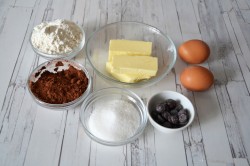 Торт брауни шоколадный с какао - шаг 1