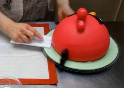 Торт Энгри Бердз из мастики - шаг 13 Торт Энгри Бердз из мастики - шаг 13