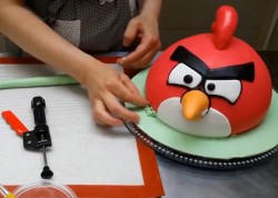 Торт Энгри Бердз из мастики - шаг 14 Торт Энгри Бердз из мастики - шаг 14