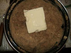 Торт Ежик без выпечки из печенья со сгущенкой - шаг 6