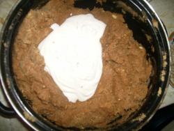 Торт Ежик без выпечки из печенья со сгущенкой - шаг 7