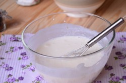 Торт из крекера и сметаны на скорую руку без выпечки - шаг 5