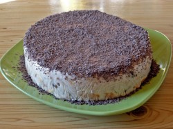 Торт из печенья сметаны и бананов без выпечки - шаг 17 Торт из печенья сметаны и бананов без выпечки - шаг 17