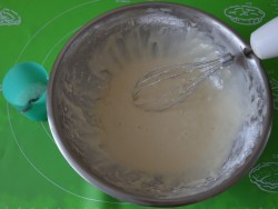 Торт из сгущенки - шаг 5 Торт из сгущенки - шаг 5