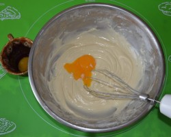 Торт из сгущенки - шаг 7 Торт из сгущенки - шаг 7