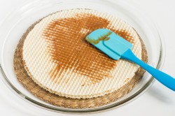 Торт из вафельных коржей с вареной сгущенкой - шаг 3 Торт из вафельных коржей с вареной сгущенкой - шаг 3