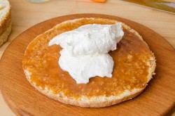 Бисквитный карамельный торт - шаг 30