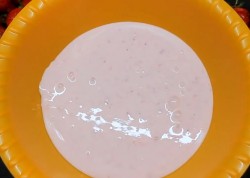 Йогуртовый торт с клубникой без выпечки - шаг 5 Йогуртовый торт с клубникой без выпечки - шаг 5