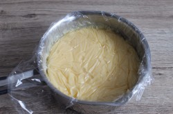 Песочный торт Королевский с заварным кремом - шаг 5 Песочный торт Королевский с заварным кремом - шаг 5