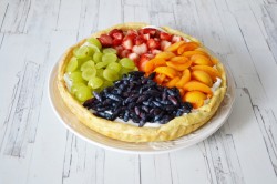 Торт Летние сезоны со взбитыми сливками - шаг 11 Торт Летние сезоны со взбитыми сливками - шаг 11