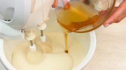 Торт Медовик шоколадный без раскатывания коржей - шаг 2