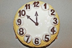 Новогодний торт Часы - шаг 18