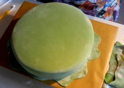 Торт Пчелка Майя из мастики - шаг 12