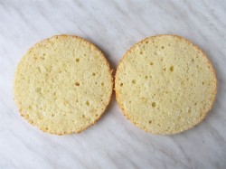 Торт подарочный бисквитный по госту своими руками - шаг 17