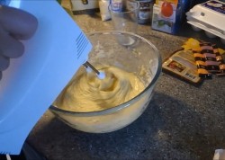 Торт Литл Пони бисквитный из мастики - шаг 1 Торт Литл Пони бисквитный из мастики - шаг 1