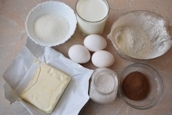 Торт с грецкими орехами и вареной сгущенкой - шаг 1 Торт с грецкими орехами и вареной сгущенкой - шаг 1