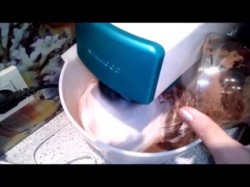 Торт шоколадная Павлова с рикоттой и вишней в ликёре - шаг 4 Торт шоколадная Павлова с рикоттой и вишней в ликёре - шаг 4