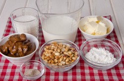 Классический торт Сникерс - шаг 11