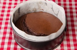 Классический торт Сникерс - шаг 9