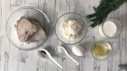 Треска в сметане в духовке - шаг 1