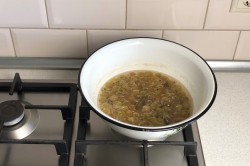 Царское изумрудное варенье из крыжовника с вишневым листом - шаг 13