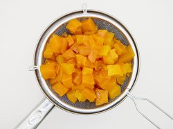 Цукаты из тыквы в духовке в домашних условиях - шаг 8 Цукаты из тыквы в духовке в домашних условиях - шаг 8