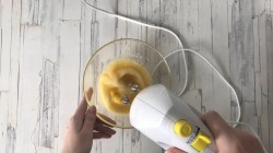 Творожно йогуртовый торт - шаг 2 Творожно йогуртовый торт - шаг 2