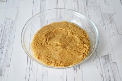 Творожный торт без выпечки - шаг 5 Творожный торт без выпечки - шаг 5