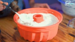 Торт желатин, сгущенка, творог и сметана без выпечки - шаг 17