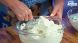 Торт желатин, сгущенка, творог и сметана без выпечки - шаг 6