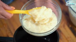 Торт желатин, сгущенка, творог и сметана без выпечки - шаг 8