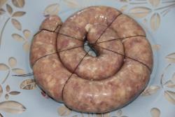 Домашняя колбаса из свинины в кишках - шаг 10